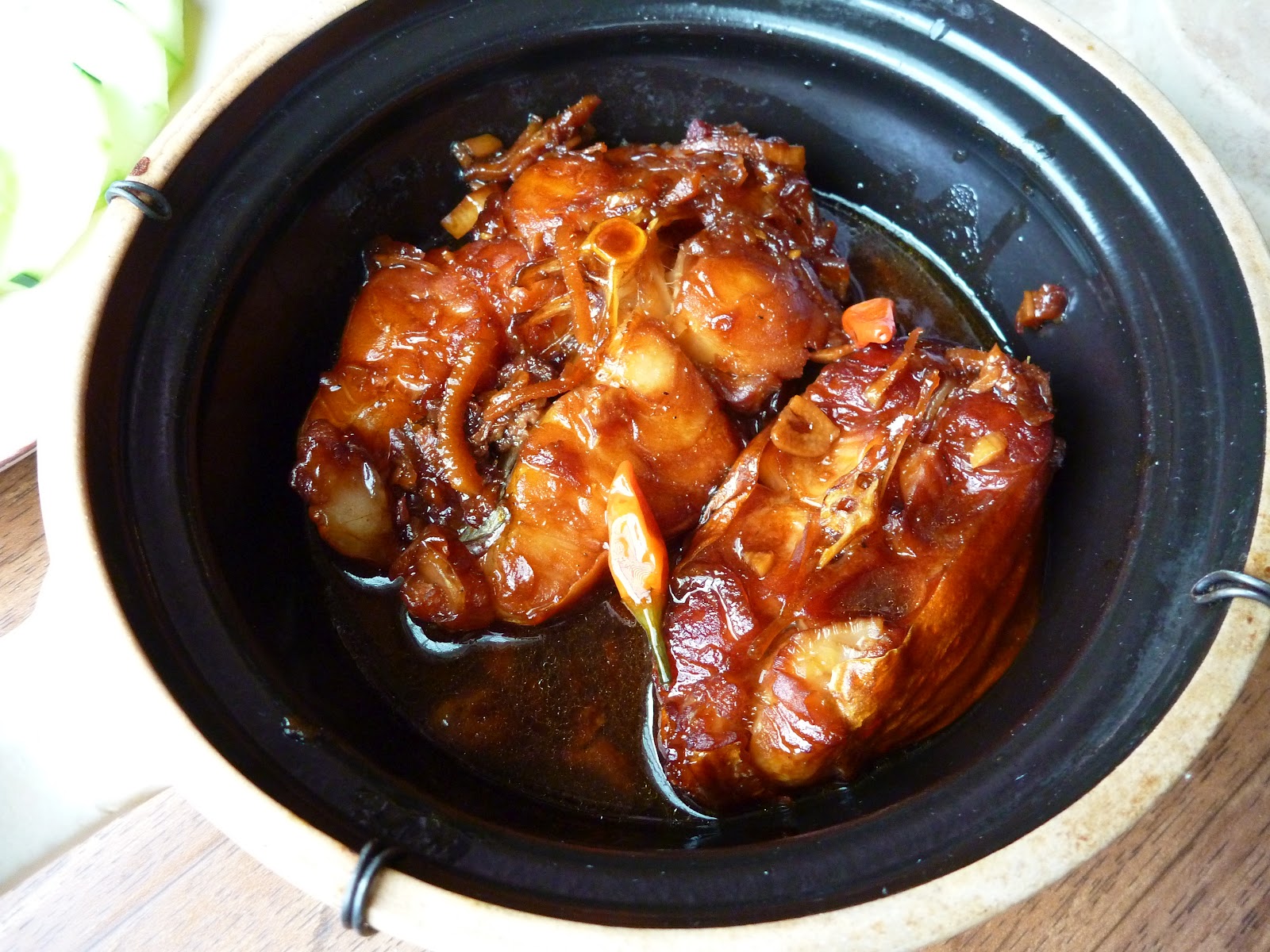 cá kho bằng nồi cơm điện