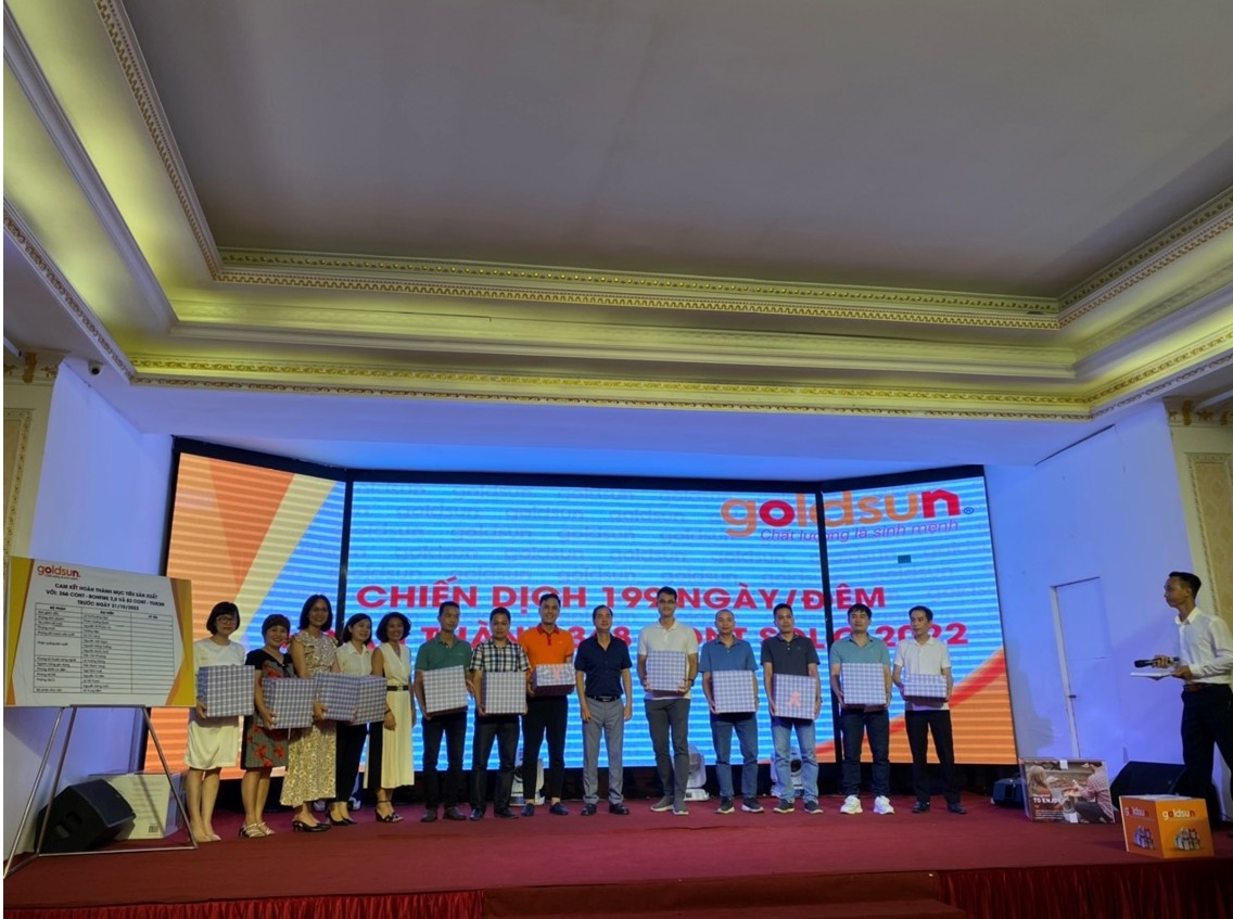 Lễ ký cam kết hoàn thành 368 cont bếp nướng trong 199 ngàyđêm