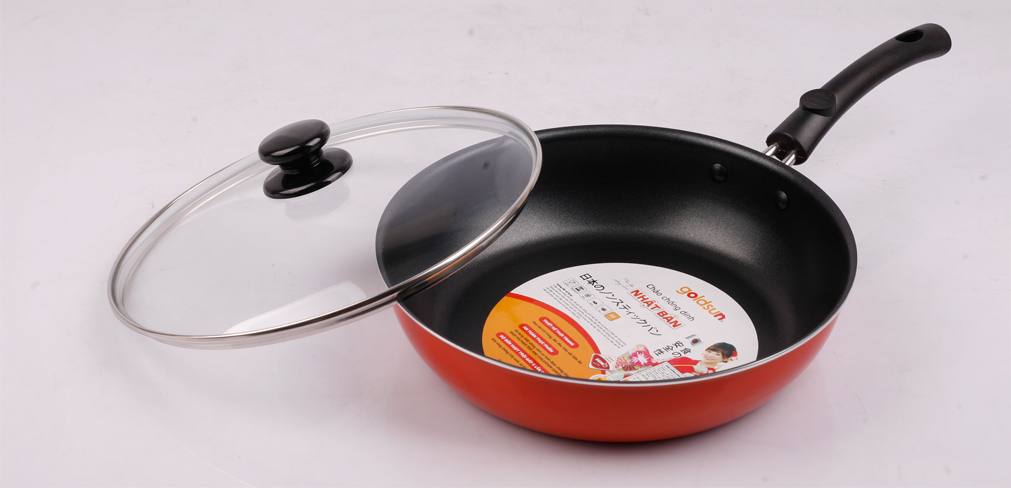 Chảo xào Goldsun cao cấp FP-GE1726-IH (có vung)