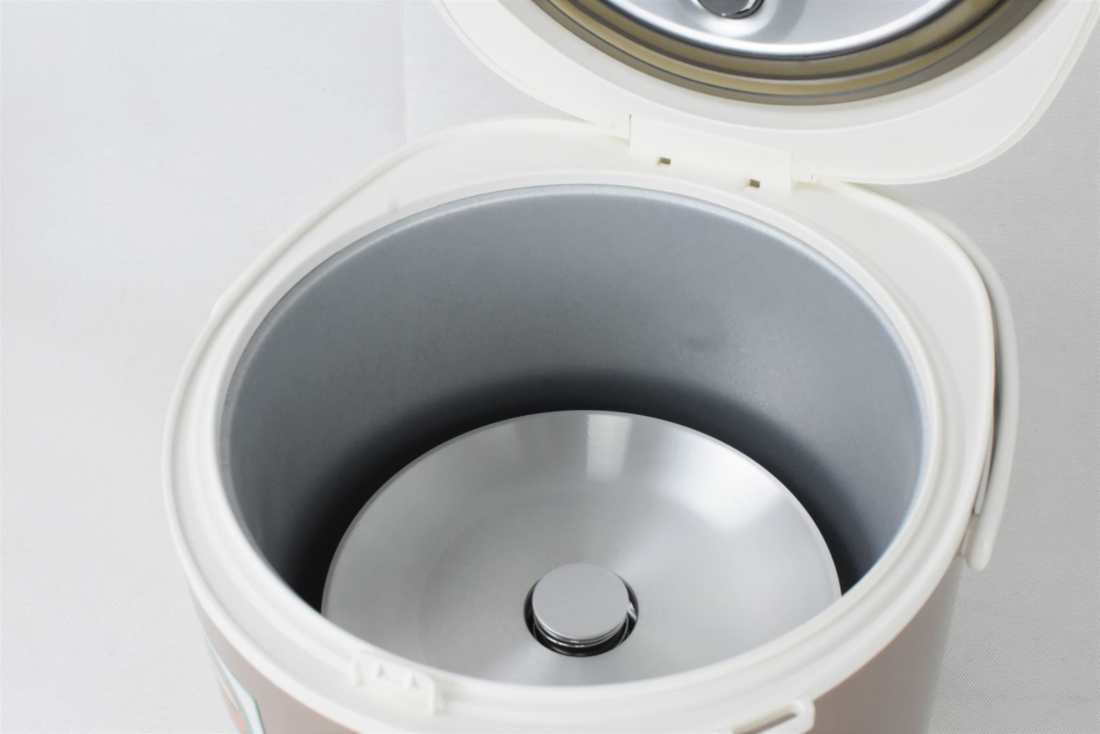 Nồi cơm điện goldsun GRC5040 1.8L